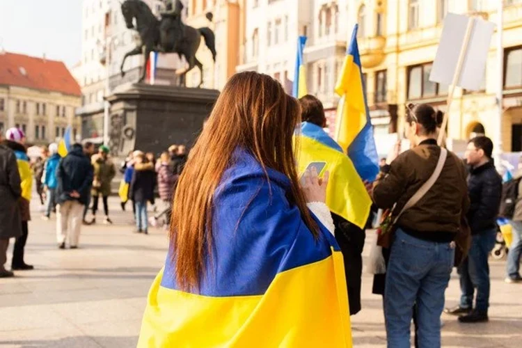23 серпня — День Прапора: медіа вирішили випустити святкові добірки
